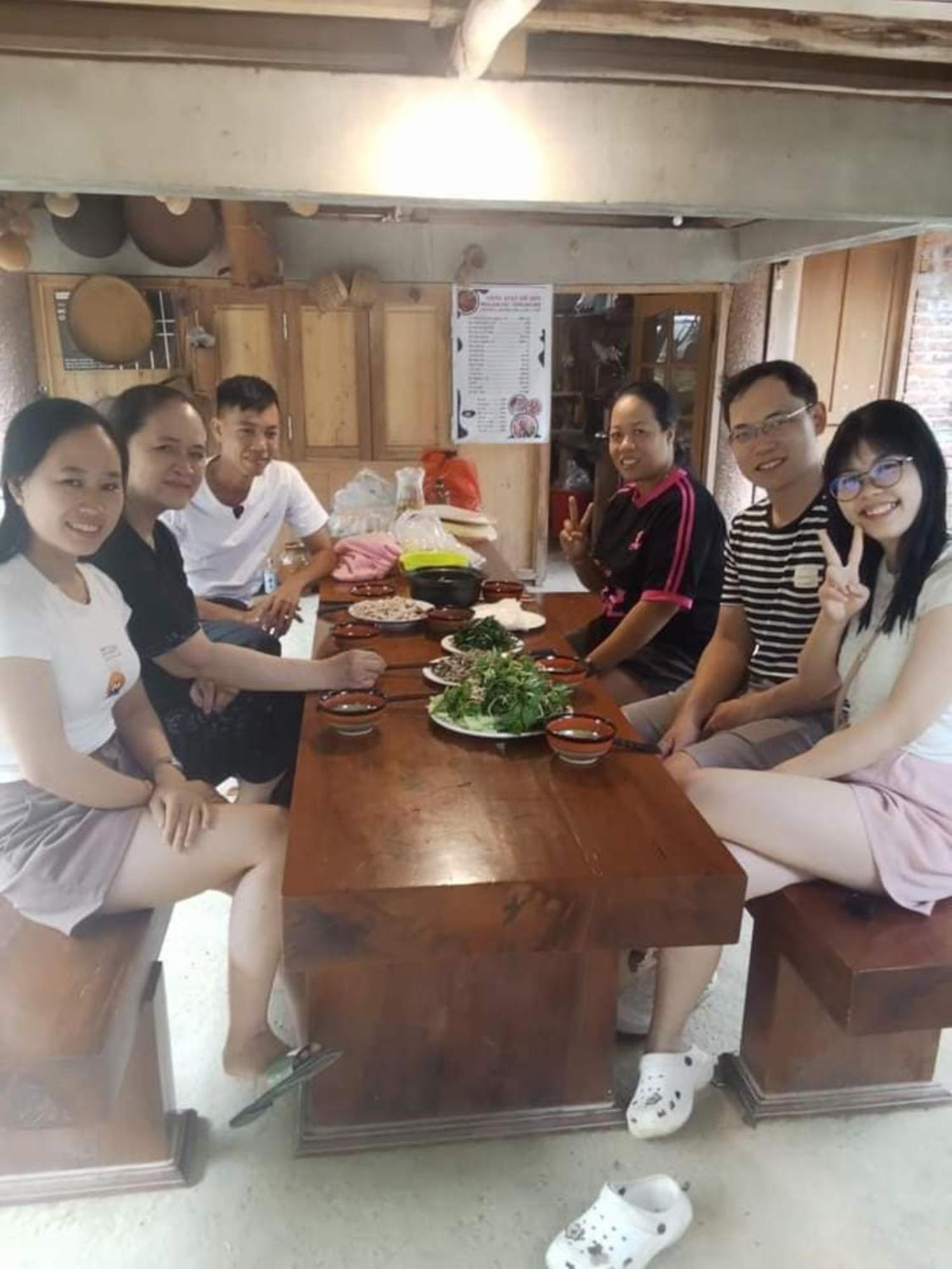 Homestay Ho Son - Thac Anor A Luoi エクステリア 写真
