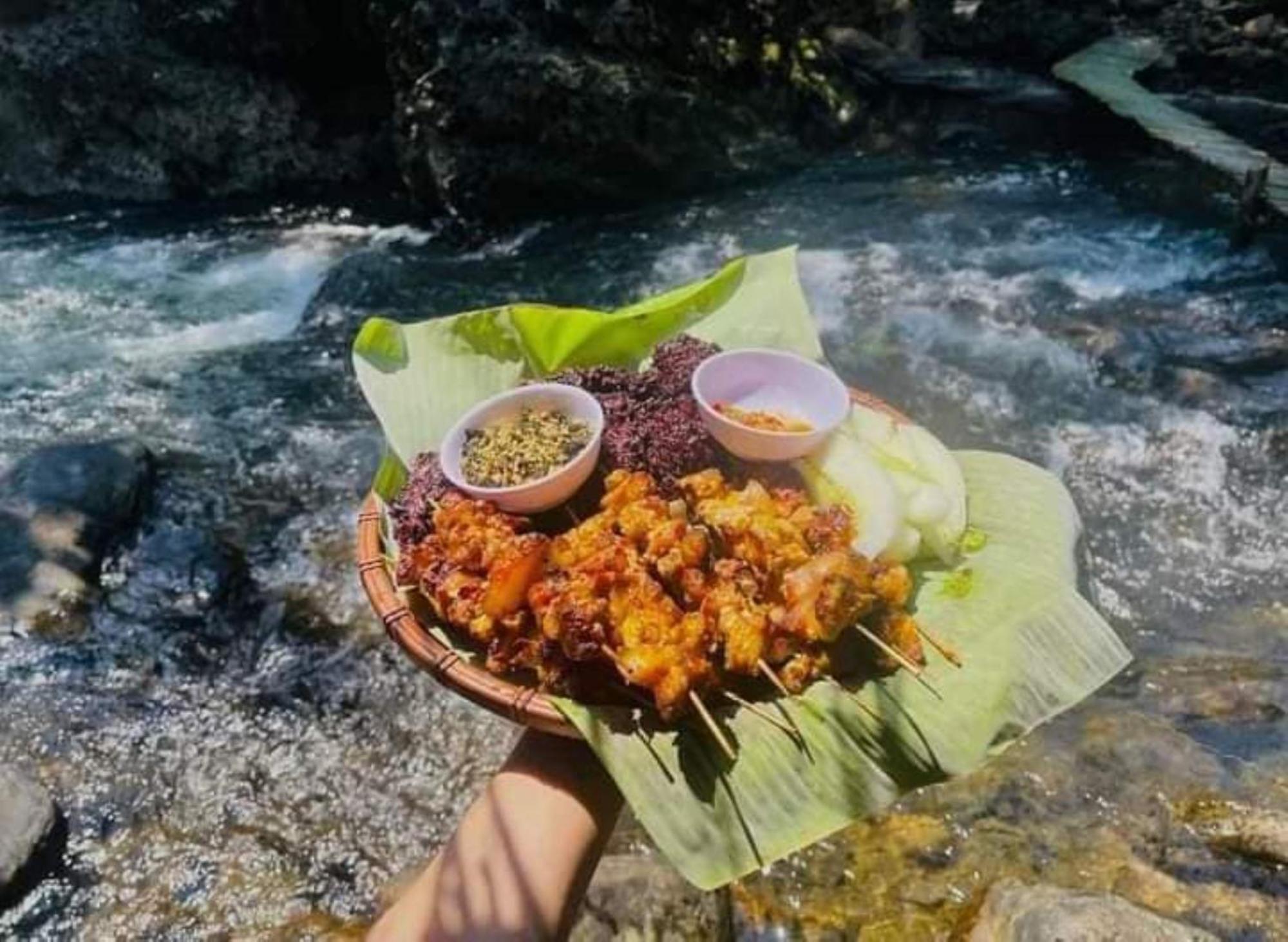 Homestay Ho Son - Thac Anor A Luoi エクステリア 写真
