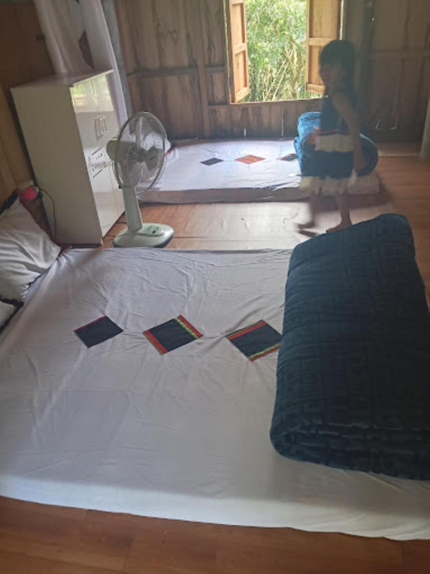 Homestay Ho Son - Thac Anor A Luoi エクステリア 写真